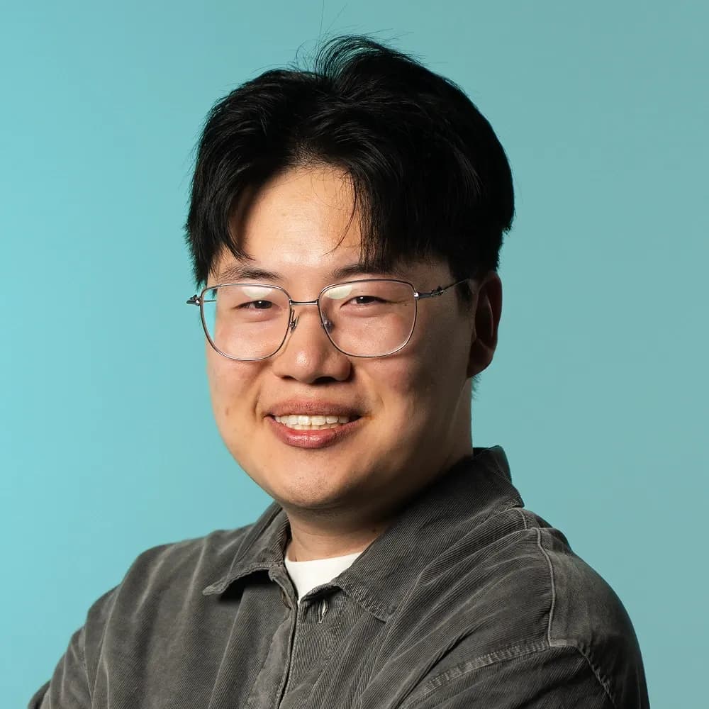 Kairui Zeng