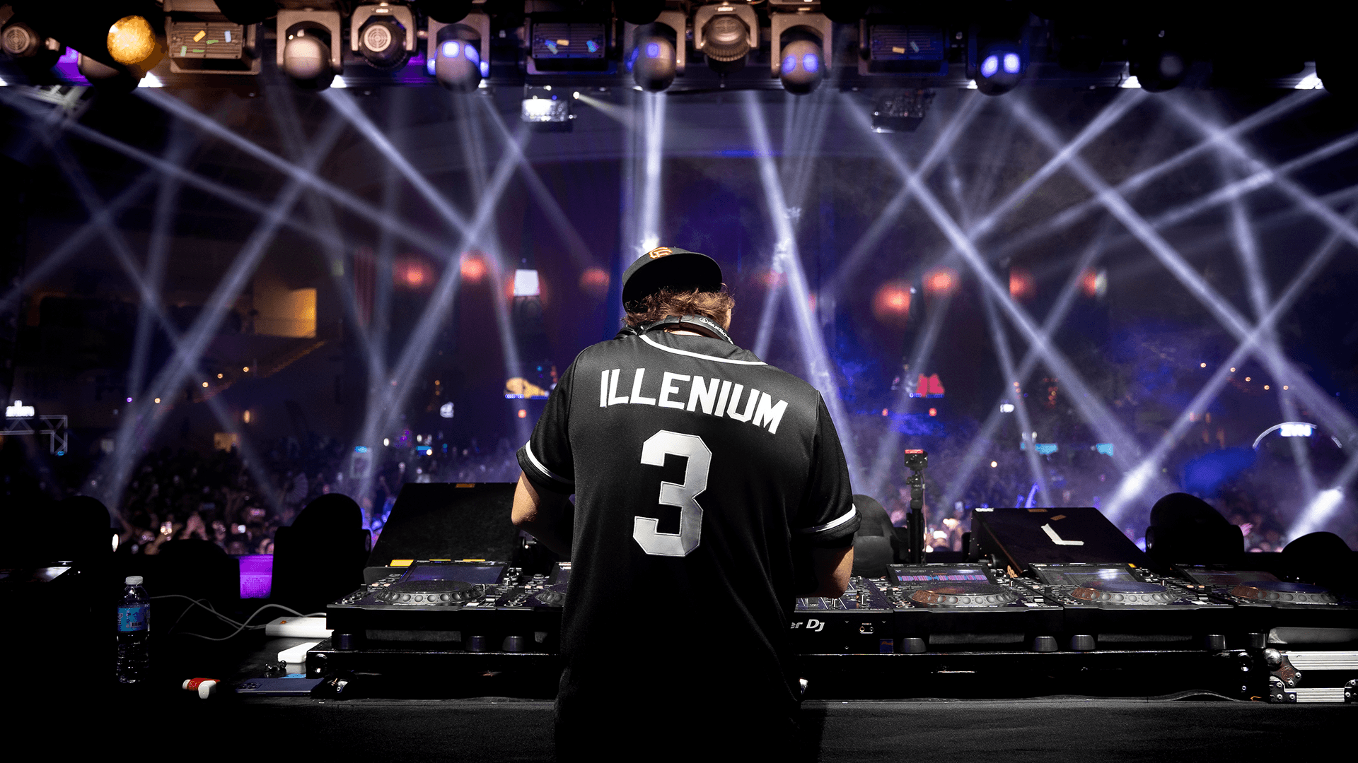 Illenium performing live at a DJ set